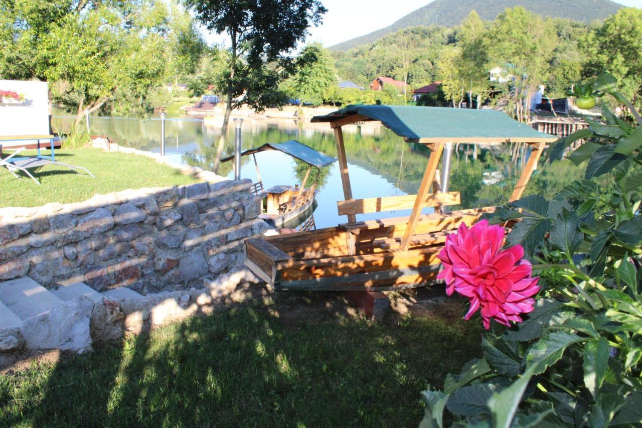 Am Una Lux House Bihać Exterior foto